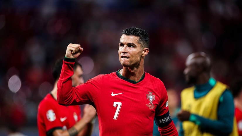 亿万28:记者:阿库尼亚将会加盟河床,今天飞回阿根廷完成交易